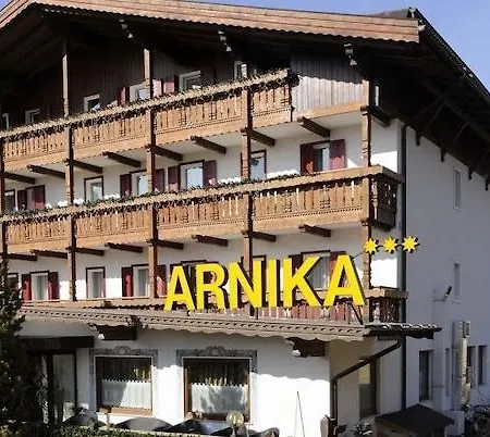 Arnika 3* Pozza di Fassa